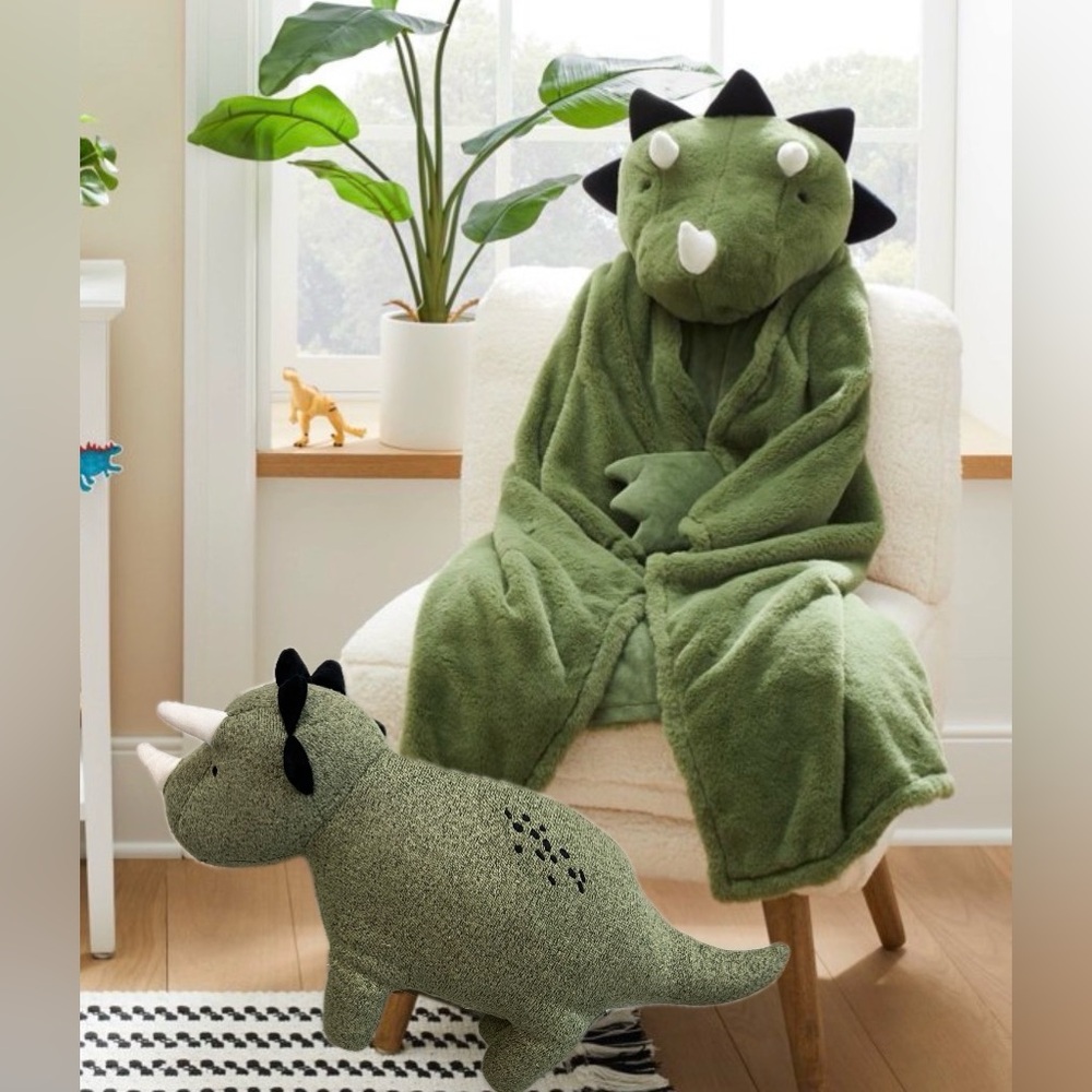 Pillowfort Olive Dinosaur Hooded Blanket